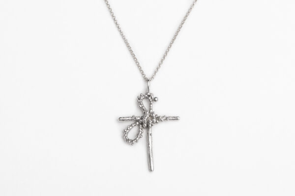 Pandantiv handmade de argint 925/argint 925 placat cu aur de 18k 2 – Atom Holly Cross