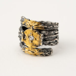Inel rotund handmade argint/argint placat cu aur /de/24k/argint placat cu foita/de/aur/de/24K                                                                                      /de 24K/argint placat cu foita de aur de 24K/ Root stone