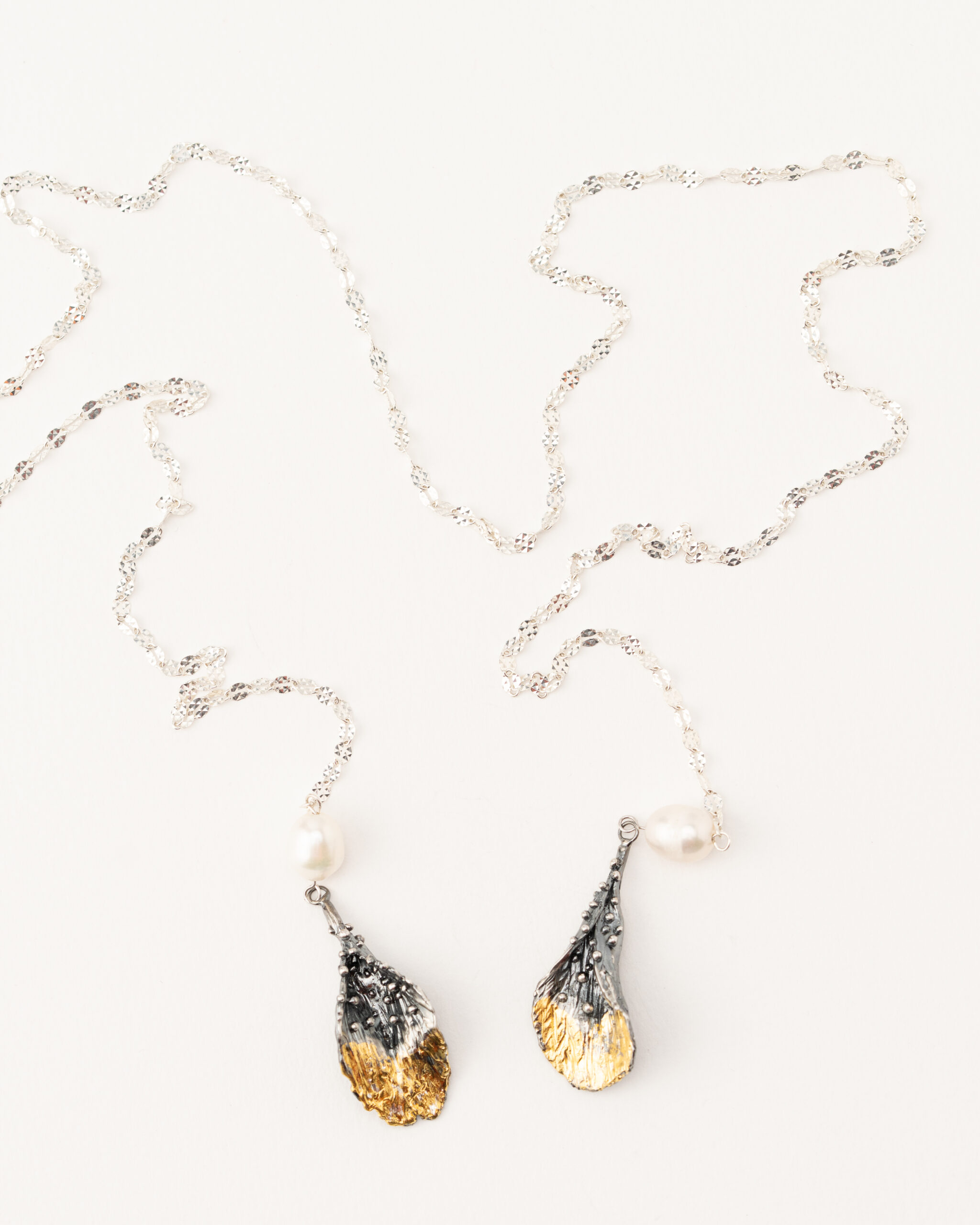 Pandantiv handmade de argint 925/ placat cu aur de 24K sau cu foita de aur de 24K-Cherry Blossom Petals