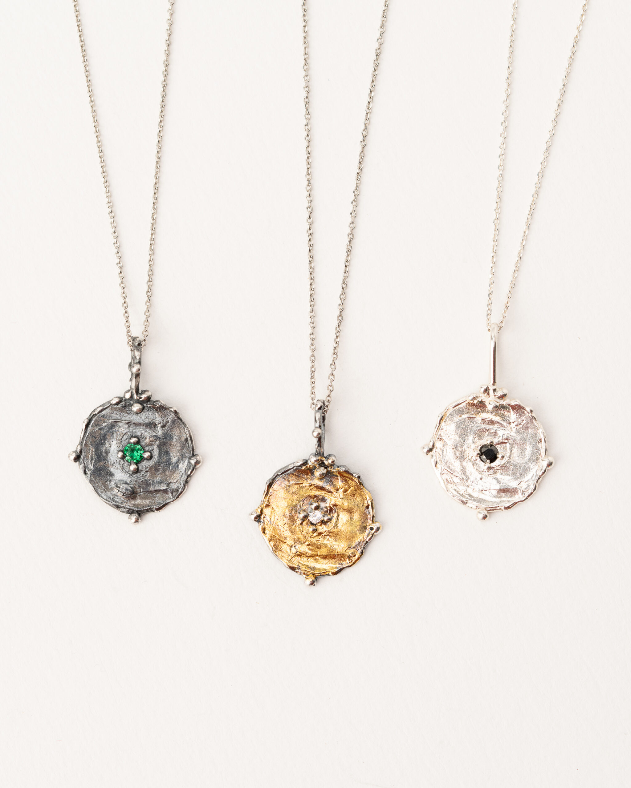 Pandantiv handmade de argint 925/ placat cu aur de 24K sau cu foita de aur de24K/– Royal Round stone - imagine 2