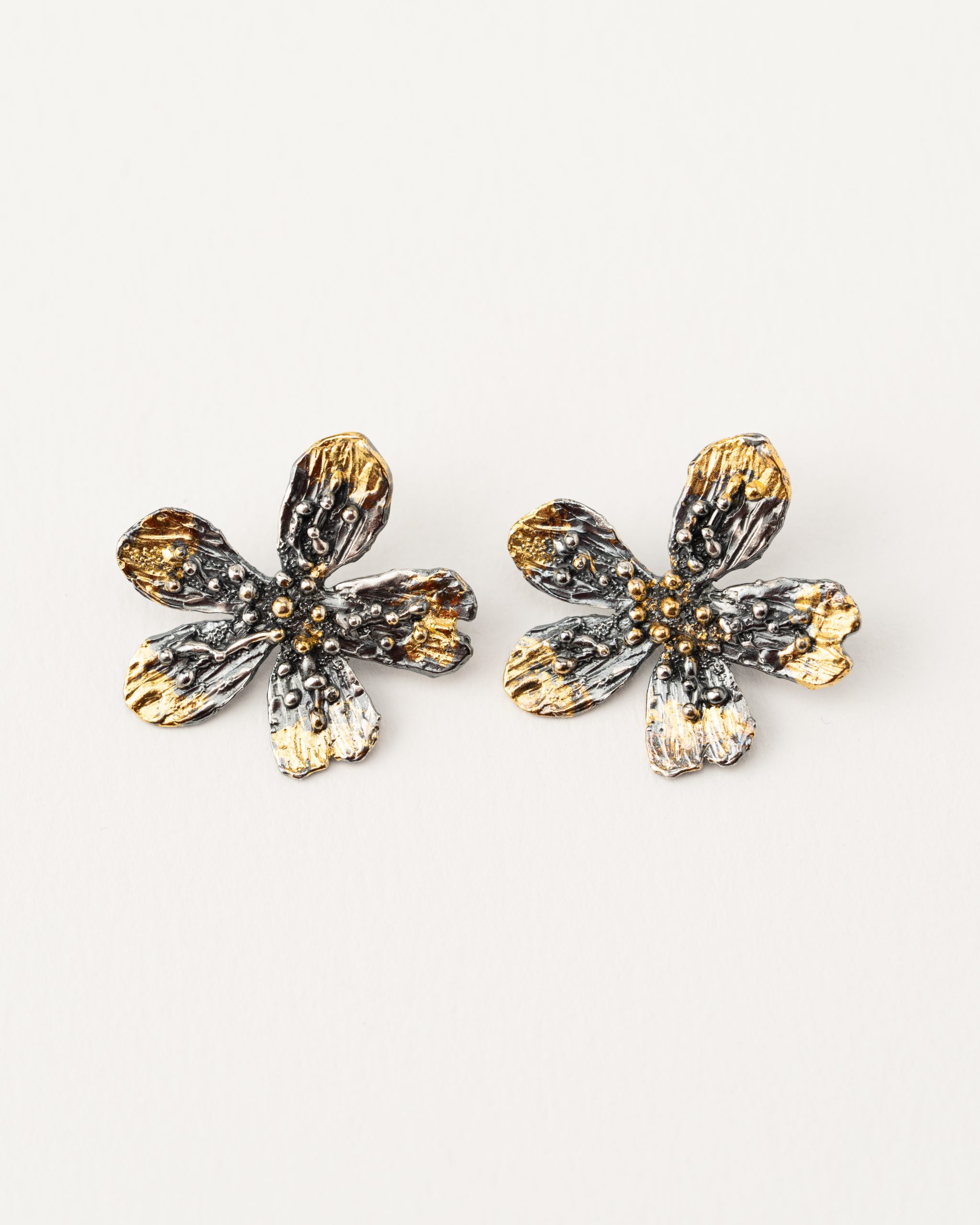 Cercei handmade argint/argint placat cu aur de 24k/argint placat cu foita de aur de 24k - Cherry Blossom flower small